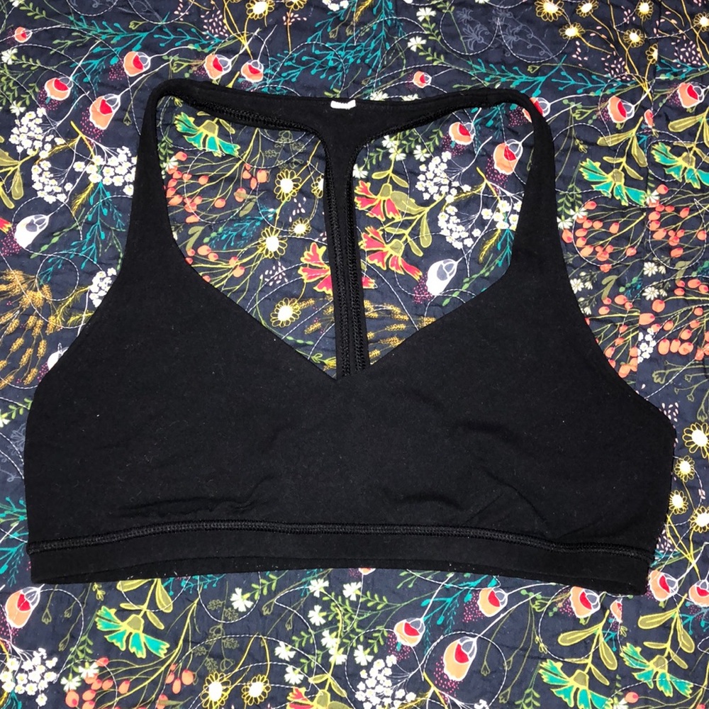 Lululemon black sports bra